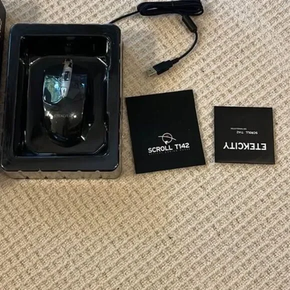 Etekcity Scroll T142 Optical Gaming Mouse - Picture 2 of 2